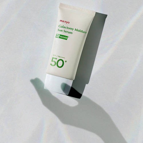  Серум сонцезахисний з галактомісисом SPF-50 Manyo Galactomy Moisture Sun Serum SPF50+/PA++++
